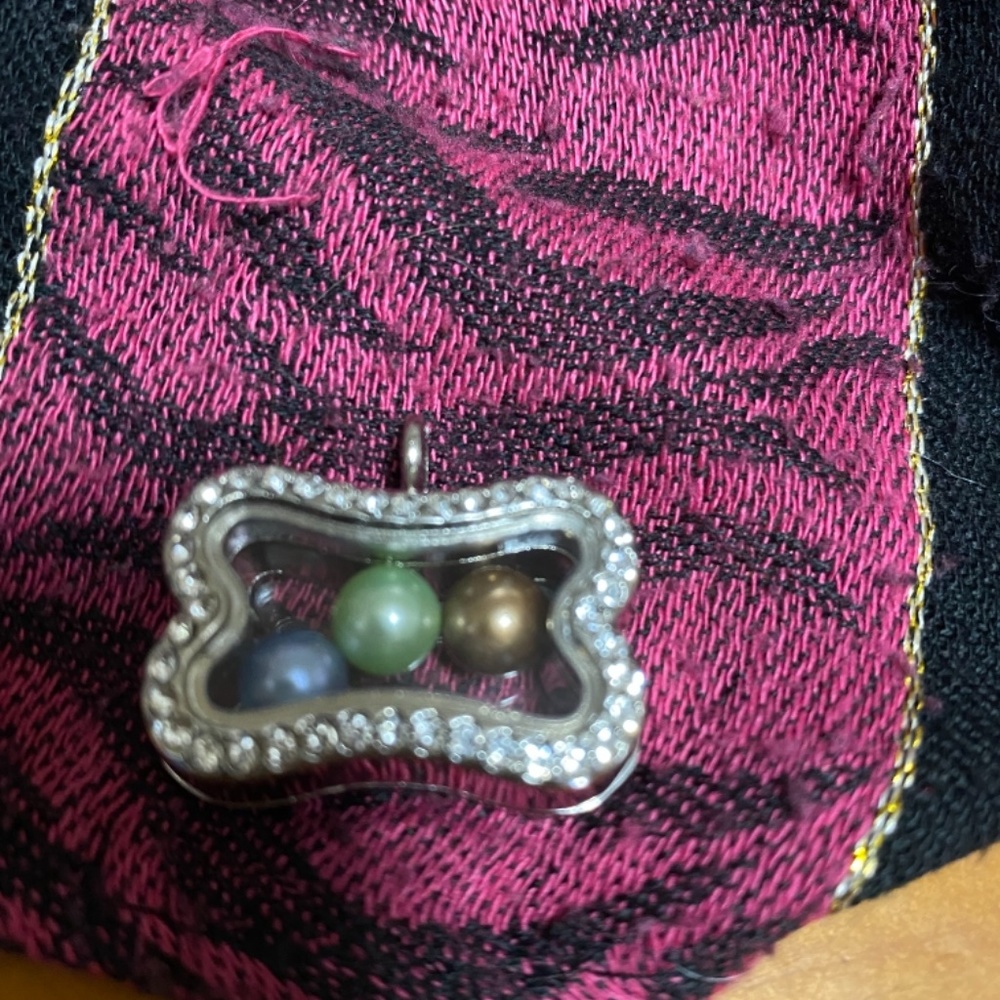 Magnetic Pearl CZ charm